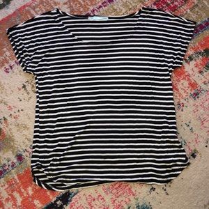 🧜🏼‍♀️3 for $15 item!🧜🏼‍♀️ Maurice’s shirt